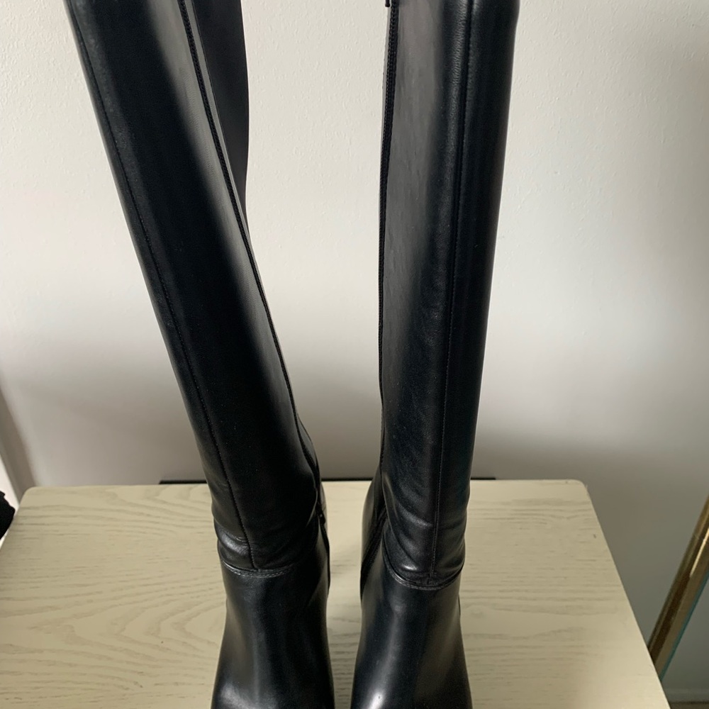 Elegant Black Leather Knee-High Boots